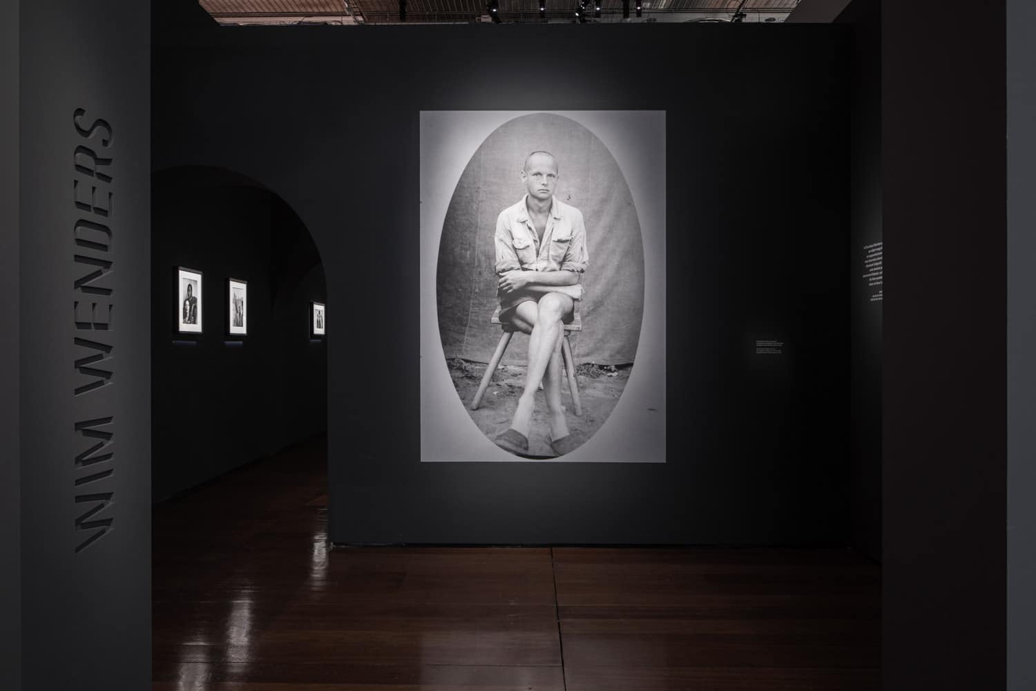 Portrait photo d'exposition Cartier Bresson Paris